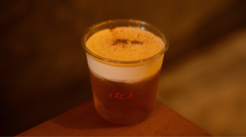Apple Oolong Cheese Foam Itc.h Cafe