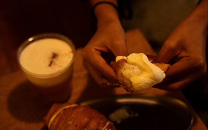 Milk Cream Salt Bread Itc.h Cafe